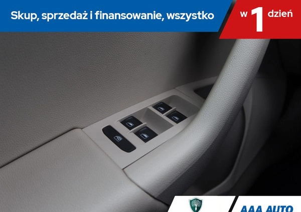 Skoda Octavia cena 46000 przebieg: 157022, rok produkcji 2014 z Żagań małe 211